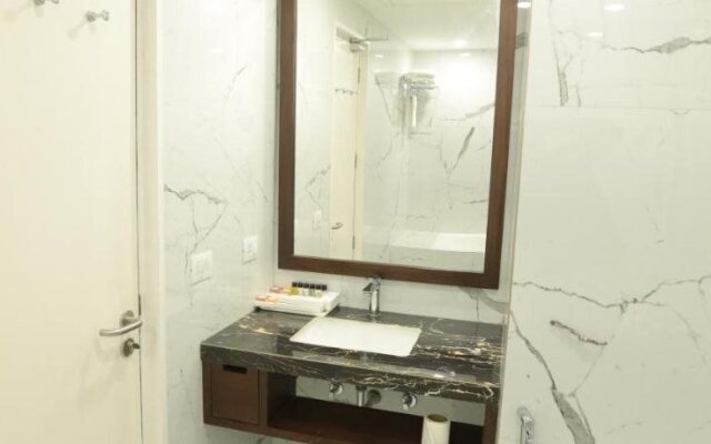 Hotel Meraden Grand