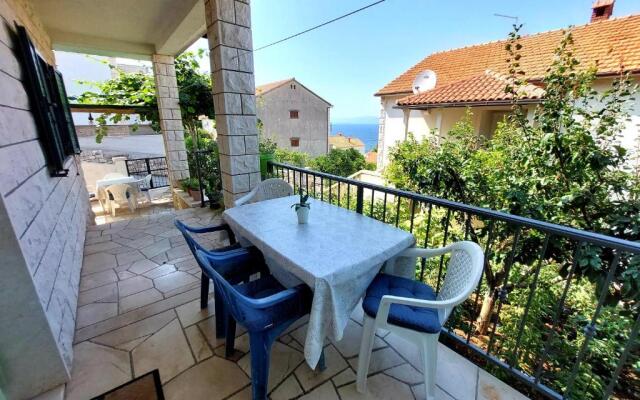 Spacious apartment Ita - near beach (terrace, sea view)