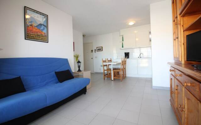 Apartamento 2179 - Rocmar 7 4-B