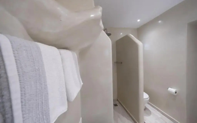 Anemos Cave Suites