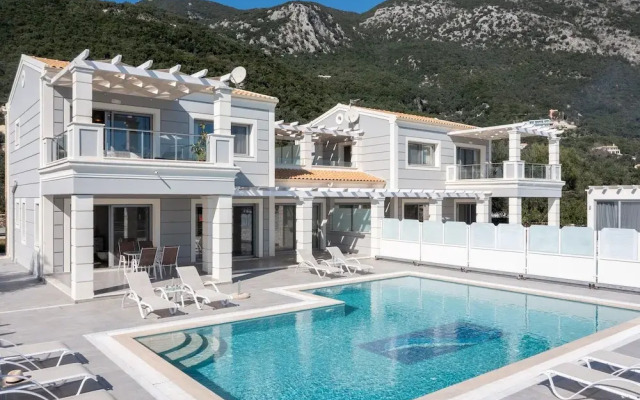 MCN Villas by Whitedreamvillas