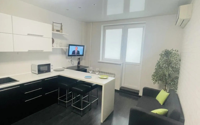 Апартаменты на Пионерской 100