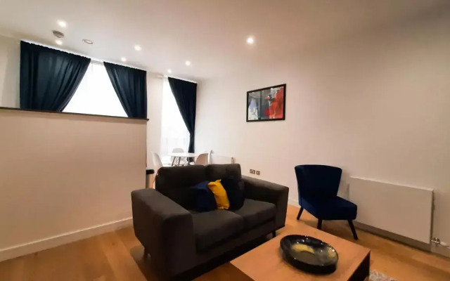Heathrow Central Apartments By Mysquare