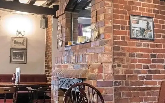 the crown hotel