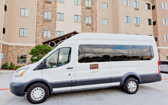 Staybridge Suites Houston - Humble Beltway 8 E by IHG