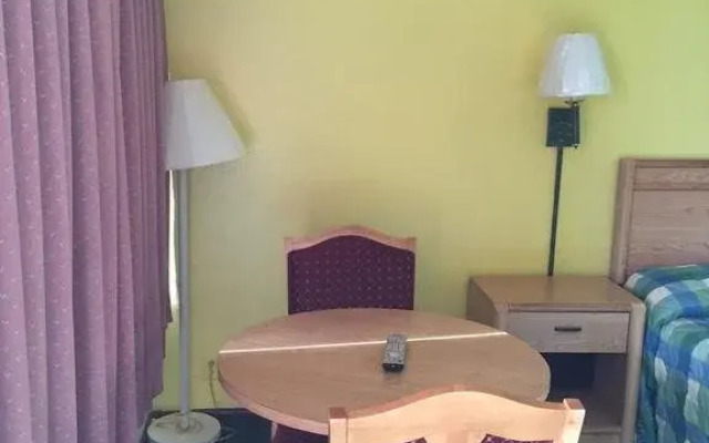 Statesman Inn