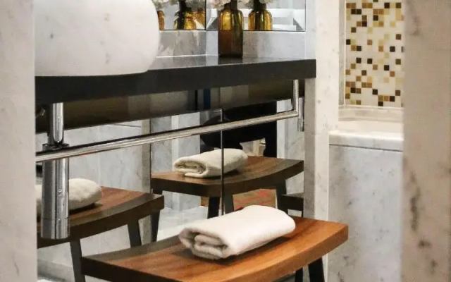 Hotel Montalembert