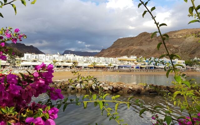 Teresita la Fuente - Puerto de Mogan