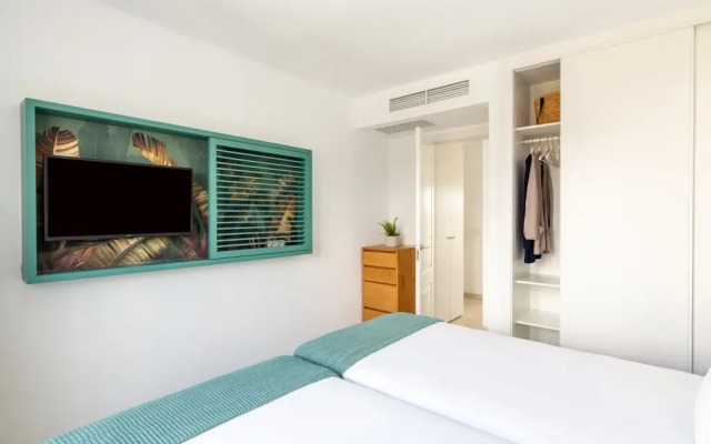 Nazaret Apartamentos Cmp