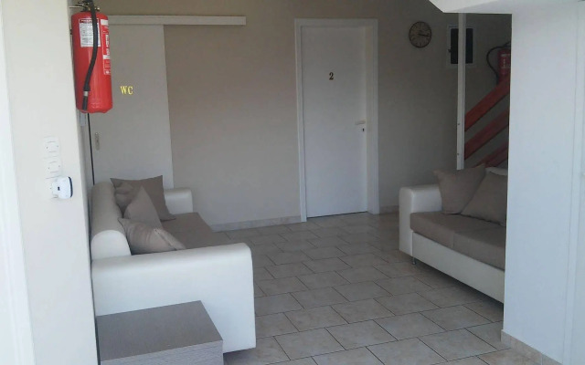 Dimitra Apartments