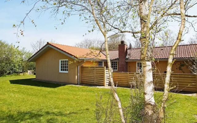 6 Person Holiday Home in Hemmet