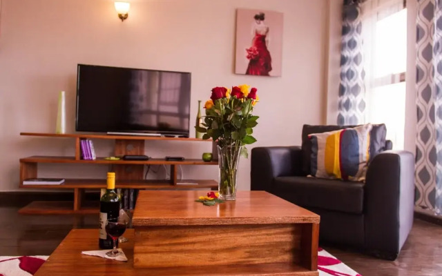 Huku Qwetu C5 City Breeze Apartment