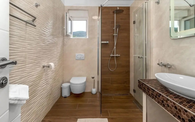 Amazing Apartment in Klenovica With Wifi and 1 Bedrooms