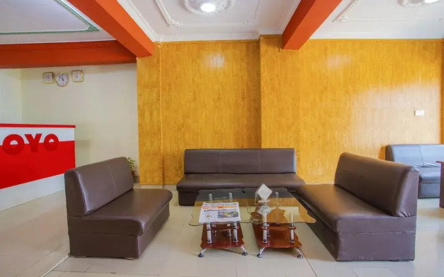 Oyo 414 Hotel Om