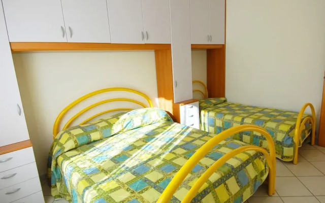 Scenic Apartment in Rosolina Mare with Parking