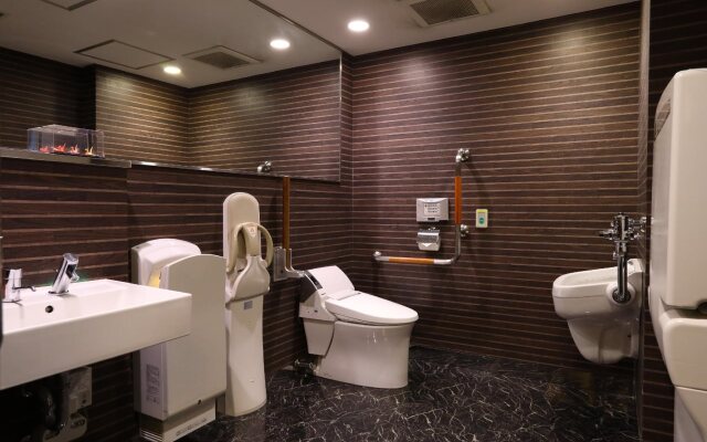 Apa Hotel Kanda Ekihigashi