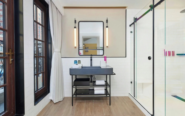 Moxy Shanghai Putuo