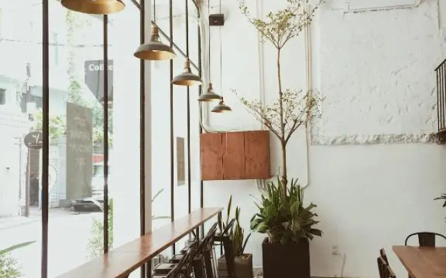 Leaf Signature Hotel - La Group