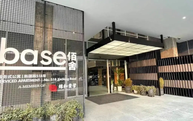 base SUHE Serviced Apartment