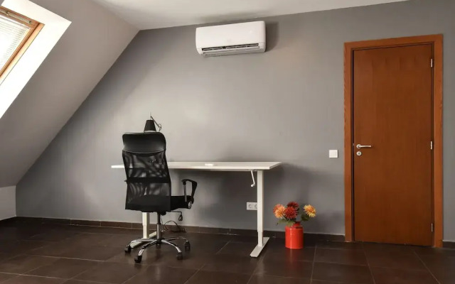 FM Deluxe 2-BDR Maisonette - Vitosha Mountain View