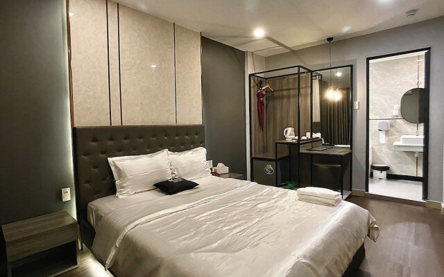 Reddoorz Plus Near Saigon Centre