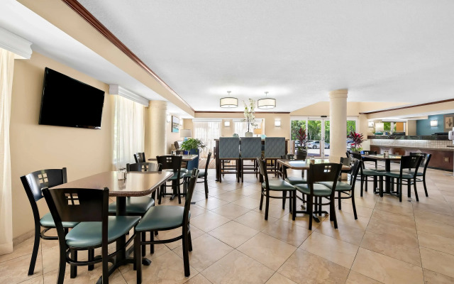 Best Western Intracoastal Inn