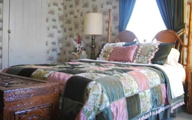 The Commodore Bed and Breakfast