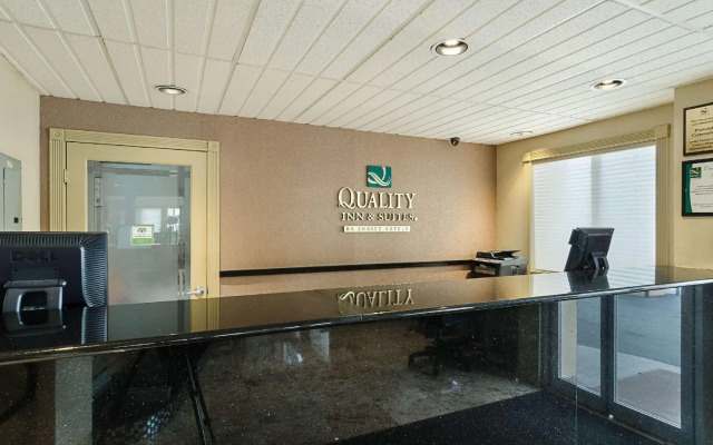 Quality Inn & Suites Northampton - Amherst