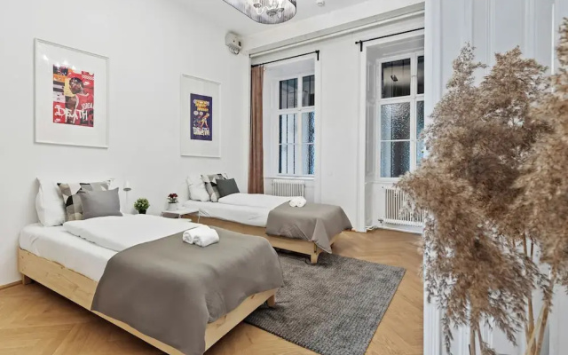 MICE&MEN Serviced Apartment City Center
