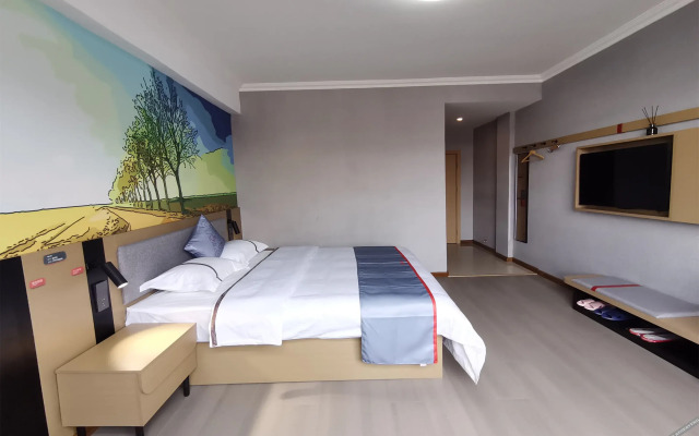 Junyi Chain Hotel (Anqing Tongcheng Haifeng Road)