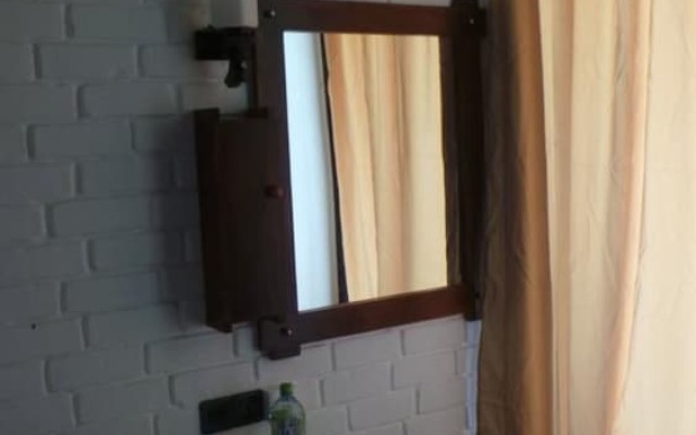 Hotel Elaine