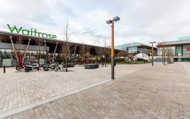 Superior Apartment Bracknell Centre