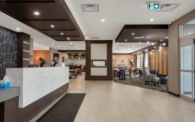 Best Western Premier Executive Residency Medicine Hat