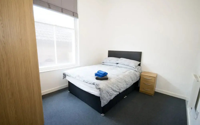 Pretty Properties Grange House Apartment 5