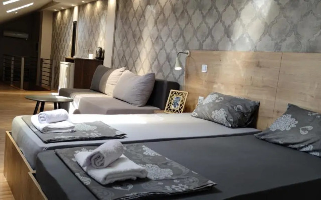 Inbox Apartments