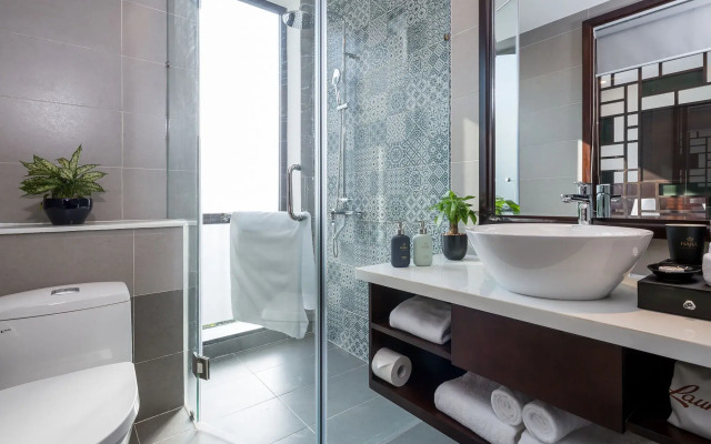 Haka Hotel & Apartment