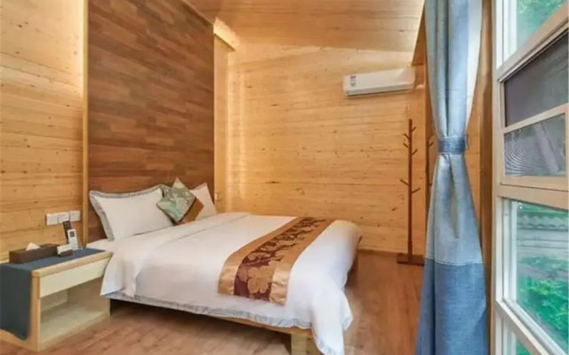 Hongdouchan Wooden House