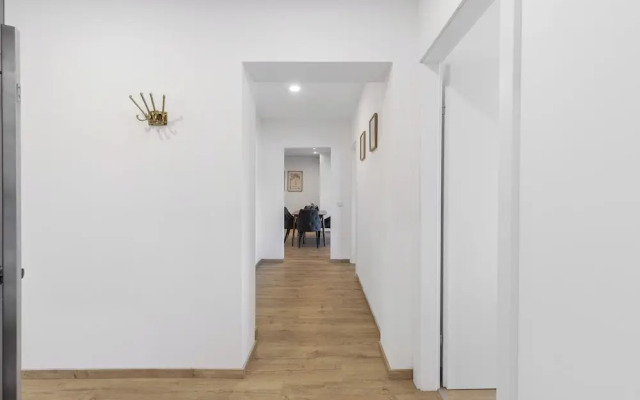 Maria Blick Lake View Apartments