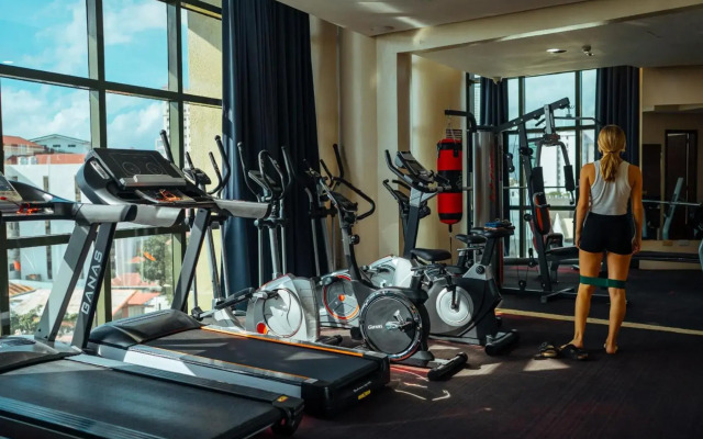 Sarrosa International Hotel and Residential Suites