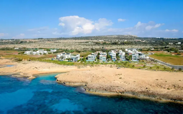 Vivo Mare Beachfront - Seaview Villas