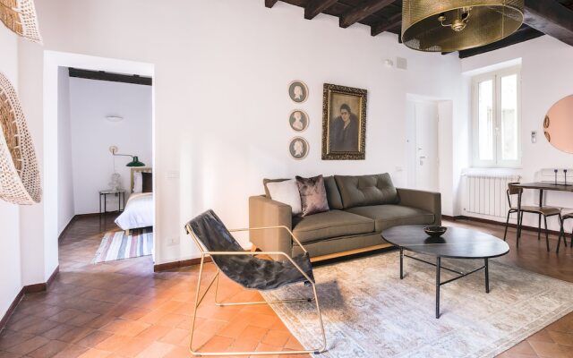 Beautiful Campo de Fiori Suites by Sonder