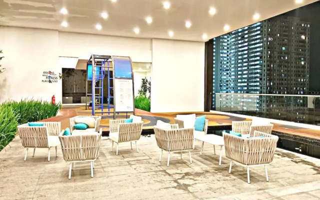 OYO Home 90948 Irishe Homestay Penang City Seaview