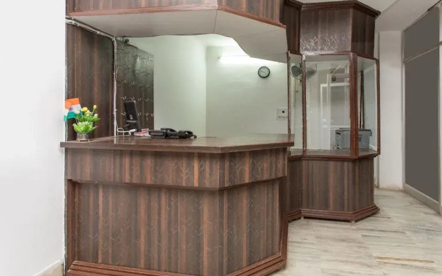 OYO Flagship 28062 Kamla Shree