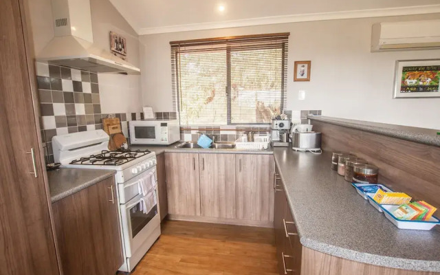 Cloud Nine Spa Chalets