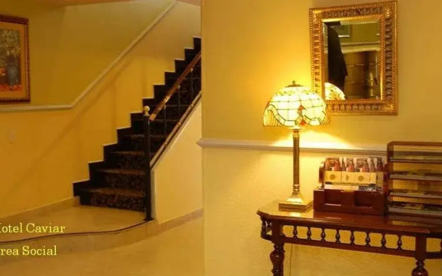 Hotel-Monti