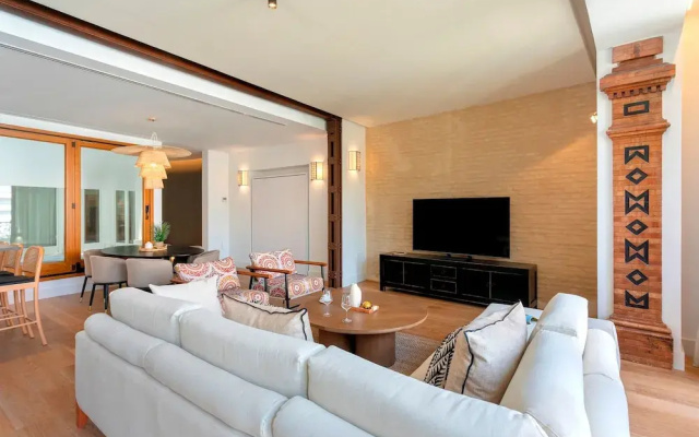 Lovely Apartment in Sevilla Tom s de Ibarra IV