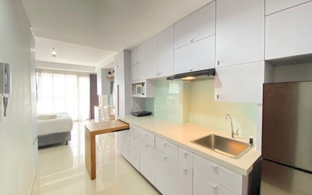 Modern & Comfy Studio Apartment at Tamansari Tera Residence