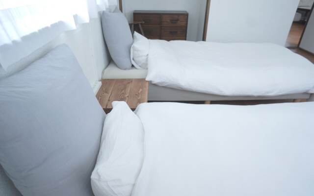 Tiny guest house mametora