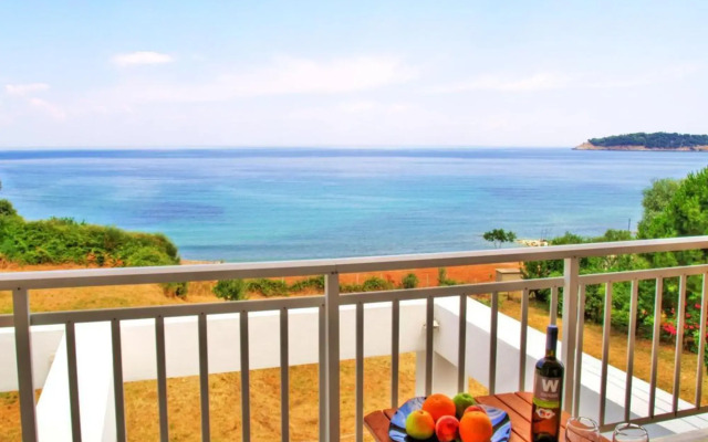 Maranton Beach Hotel