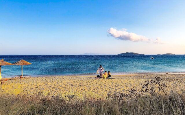 Andros Prive Suites